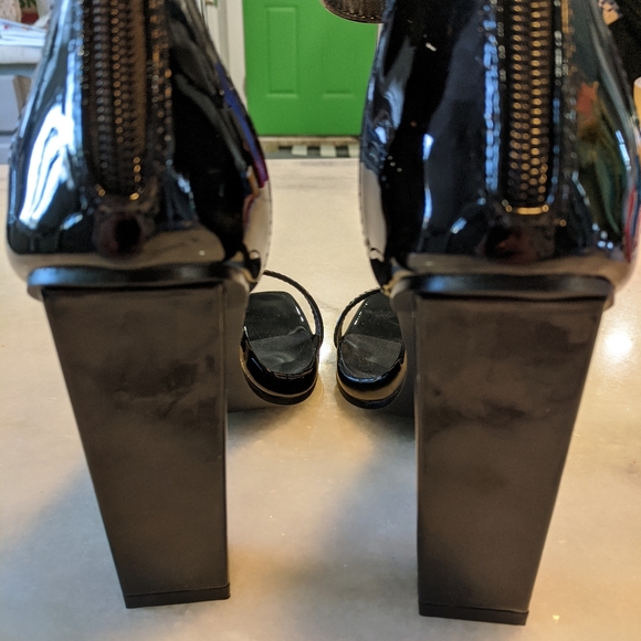 New PRETTY LITTLE THING Patent Heels, Sz 6 - Picture 3 of 9